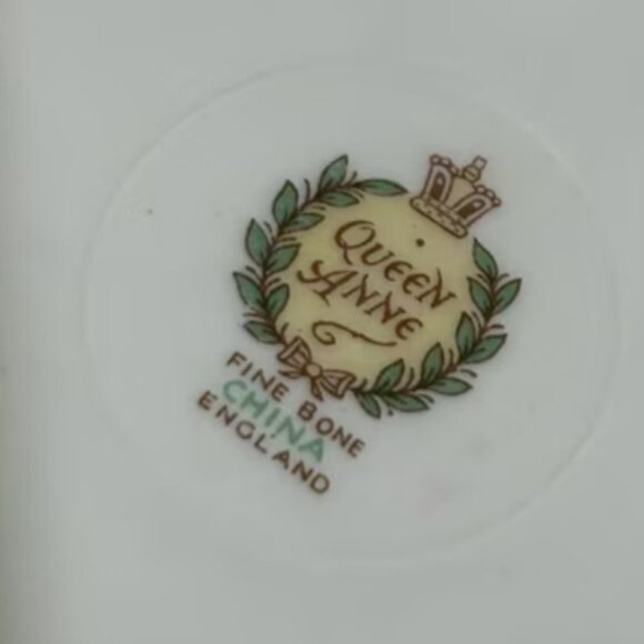 Vintage Queen Anne Pink Golden Scrolling 3pc Tea Cup and Saucer with Small Plate - Picture 8 of 8